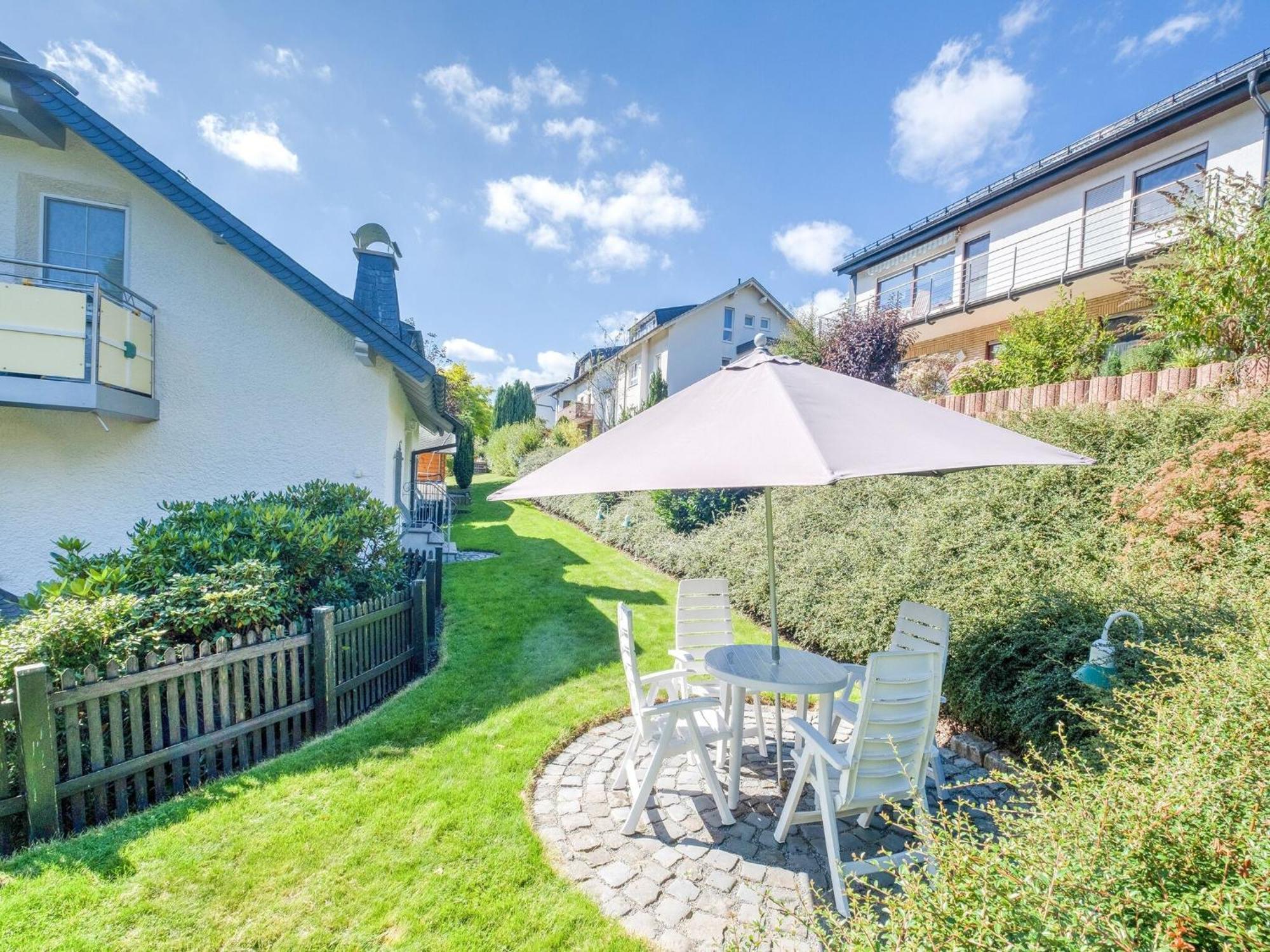 Modern Apartment In Schwalefeld With Garden Willingen  Εξωτερικό φωτογραφία